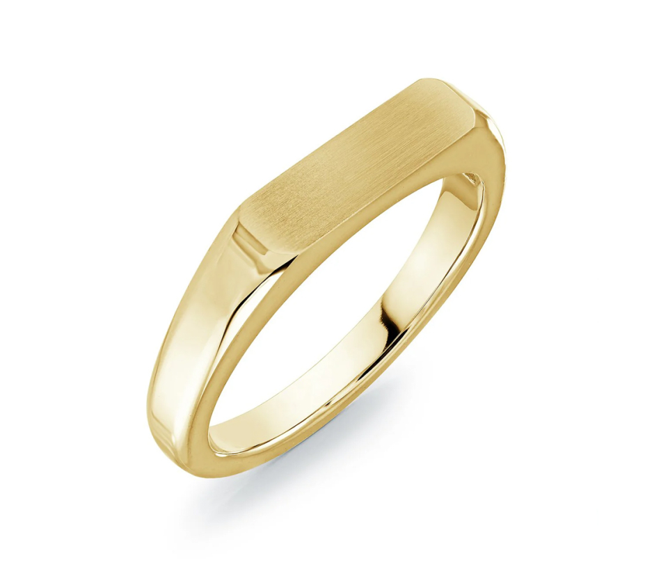 BAGUE CHEVALIÈRE RECTANGULAIRE EN ACIER/PVD OR BROSSÉ - IG SWR33/5 - ITALGEM BAGUE CHEVALIÈRE RECTANGULAIRE EN ACIER/PVD OR BROSSÉ - IG SWR33/5 - ITALGEM