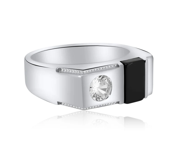BAGUE STYLE CHEVALIÈRE AVEC UN ONYX ET DES CZ - SP GMR00343/9 - BIJOUX D'IMPORTATION