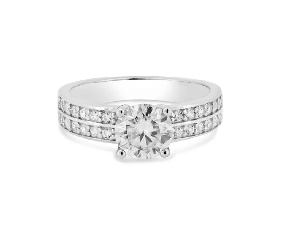 BAGUE EN ARGENT RHODIE SERTIE DE MOISSANITE - SP MBGR000077 - BIJOUX D'IMPORTATION